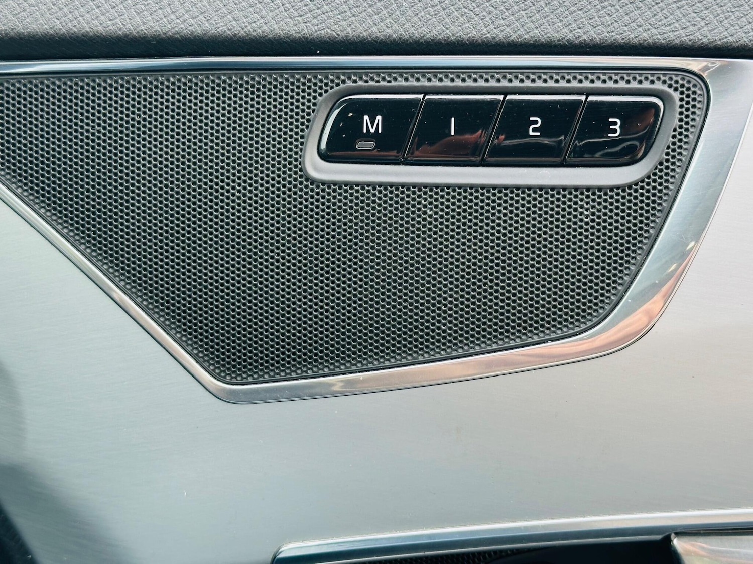 Used Volvo XC90 for sale - 77332040: Photo 29