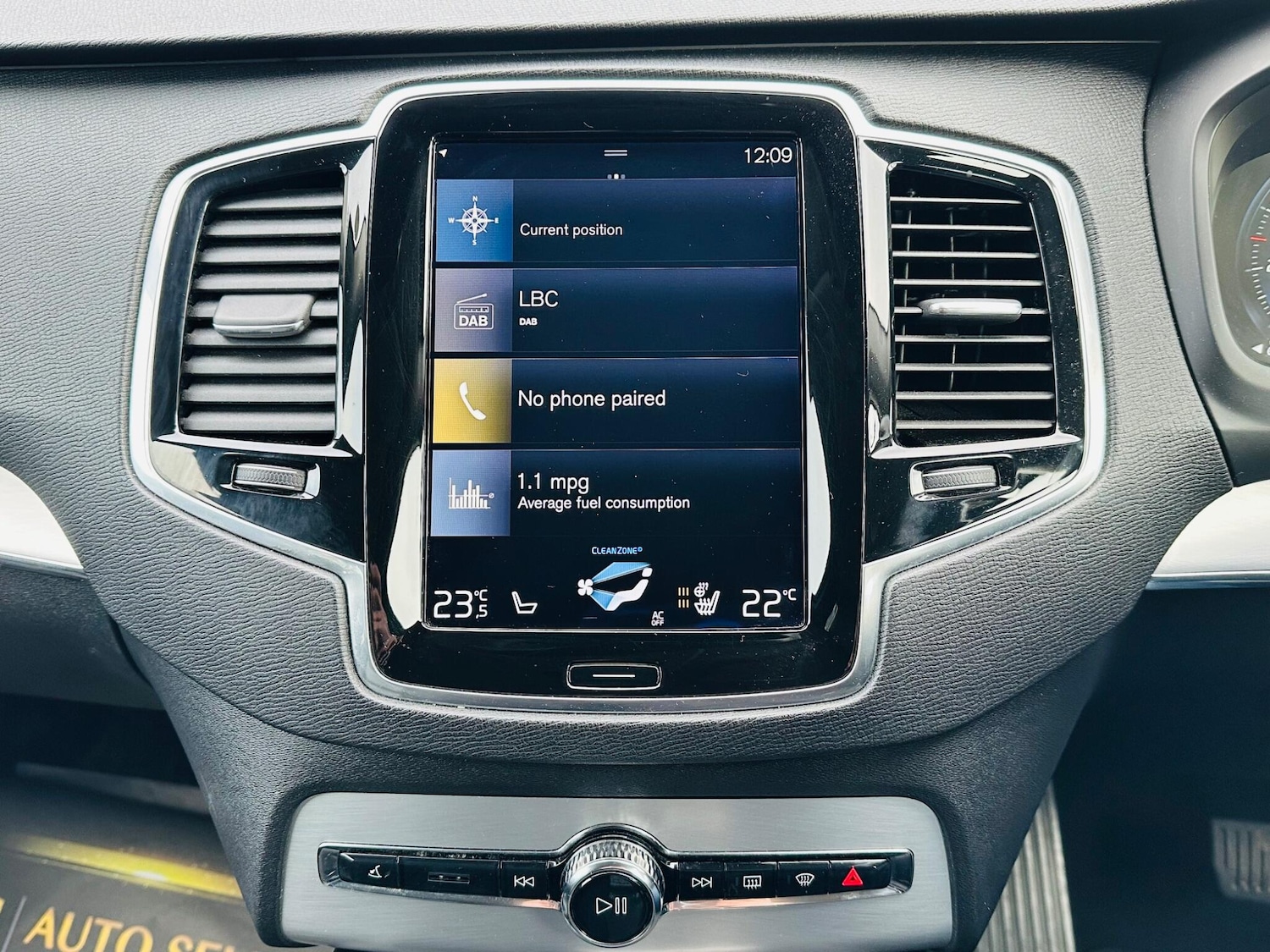 Used Volvo XC90 for sale - 77214824: Photo 21