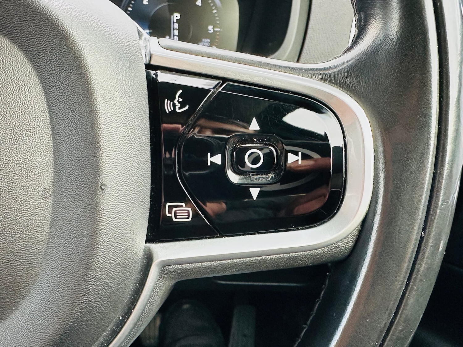 Used Volvo XC90 for sale - 77214824: Photo 29