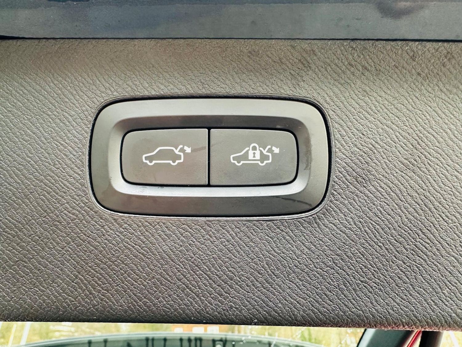 Used Volvo XC90 for sale - 77214824: Photo 37