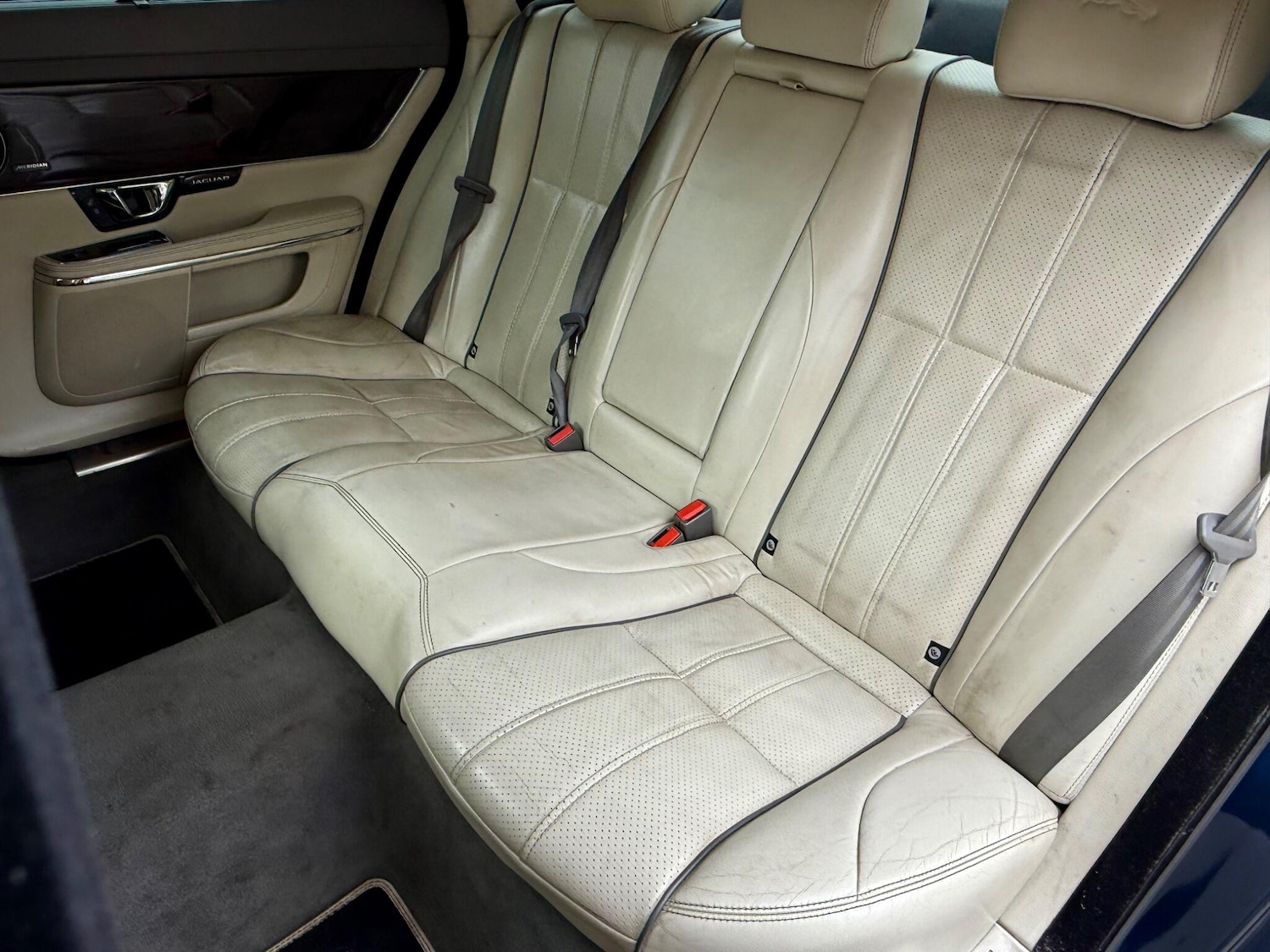 Used Jaguar XJ 2014 for sale - 76020422: Photo 35