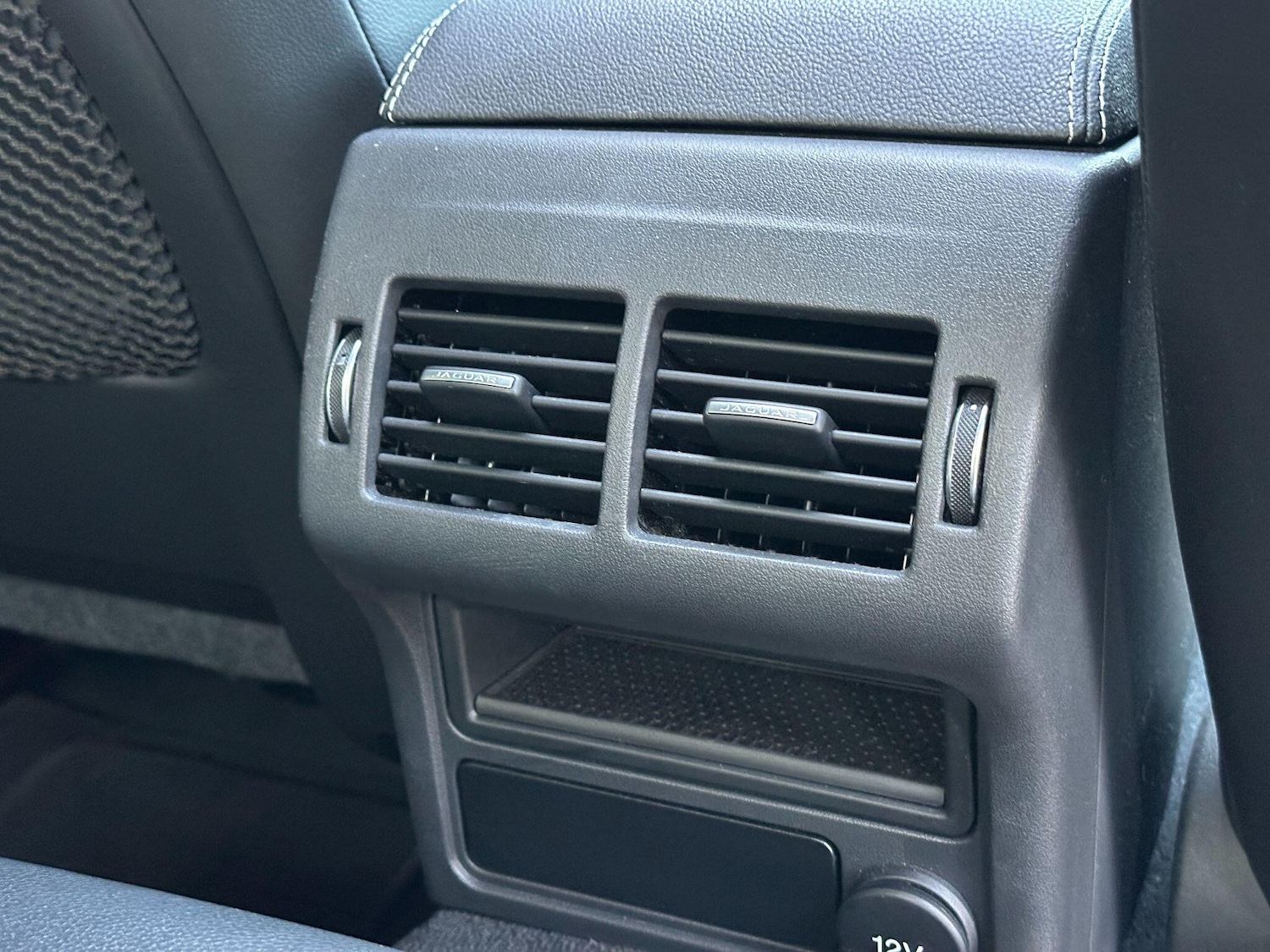 Used Jaguar XE 2016 for sale - 77671758: Photo 12