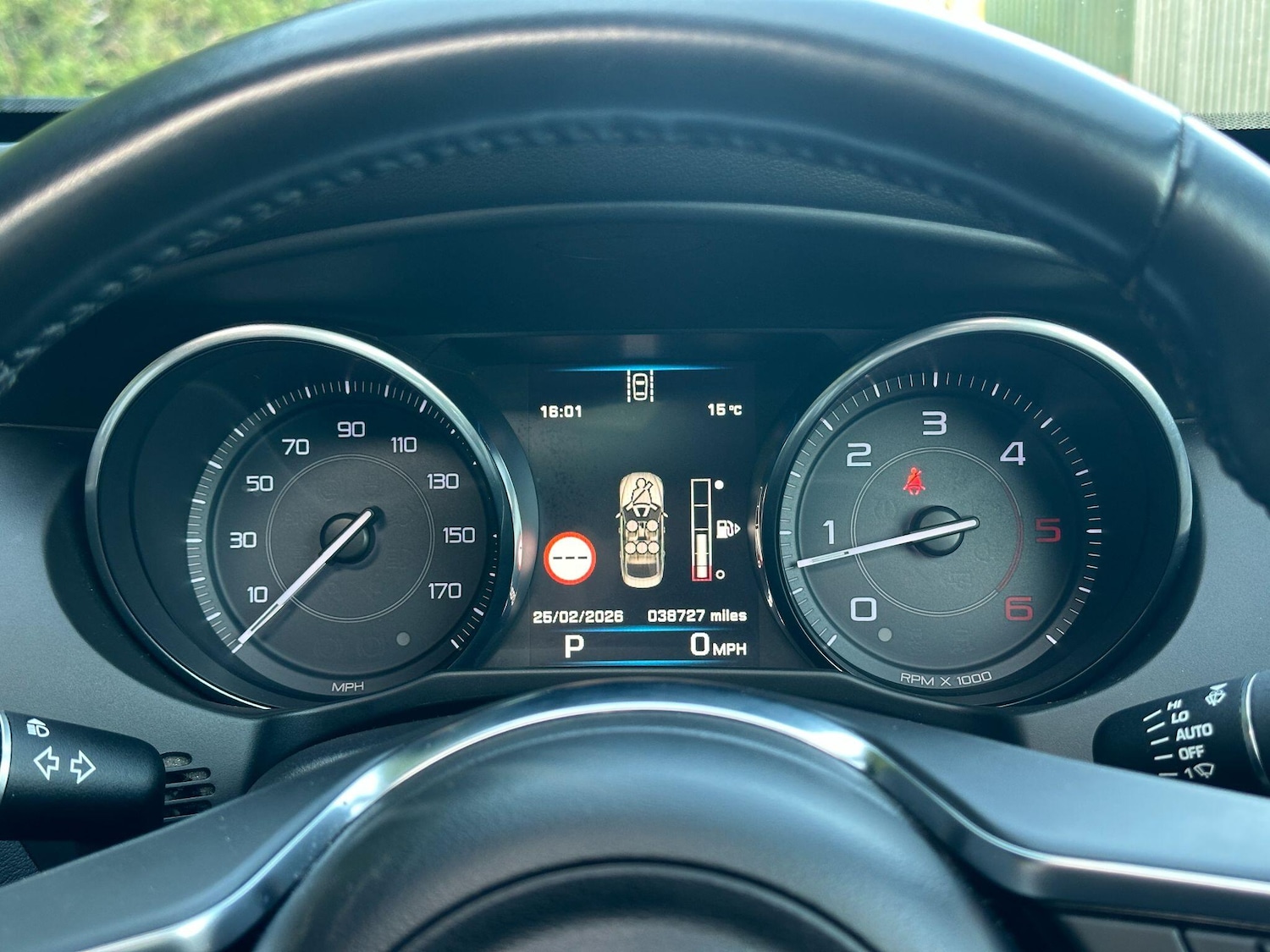 Used Jaguar XE 2016 for sale - 77671758: Photo 31