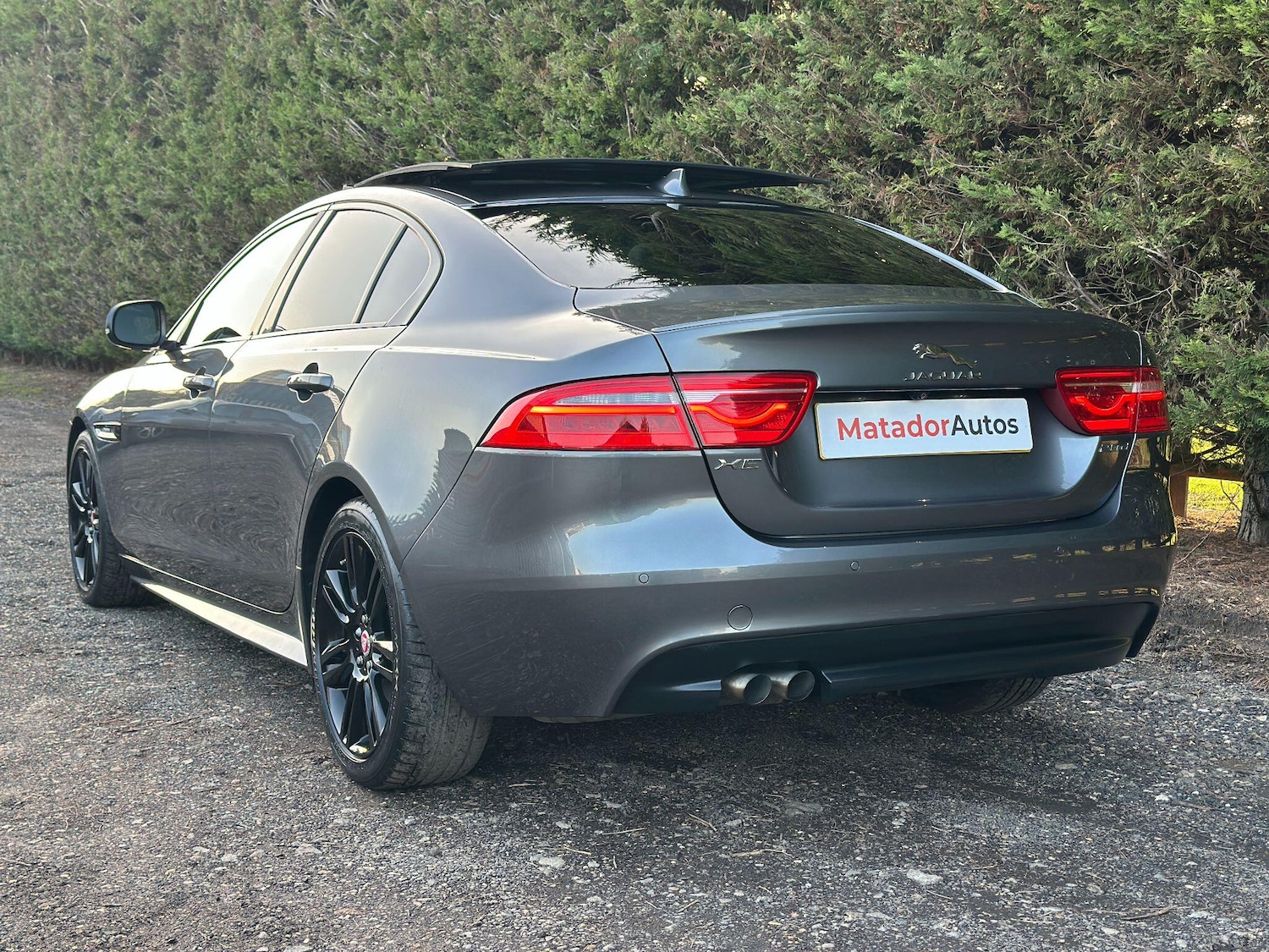 Used Jaguar XE 2016 for sale - 77671758: Photo 4