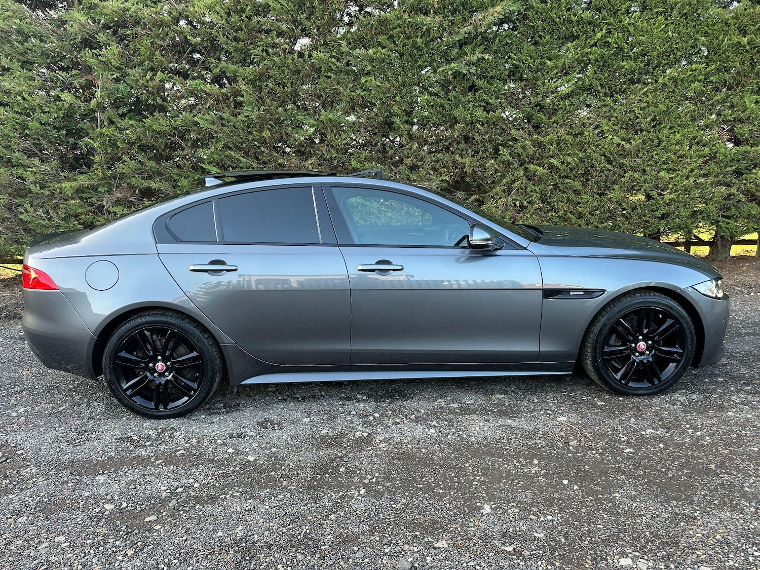Used Jaguar XE 2016 for sale - 77671758: Photo 7