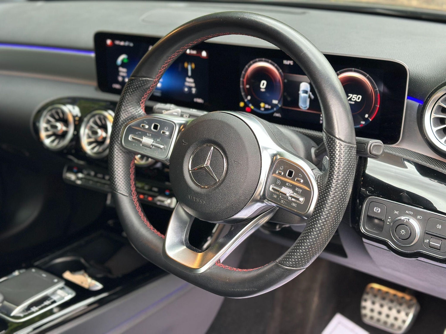 Used Mercedes-Benz A-Class 2019 for sale - 77695960: Photo 30