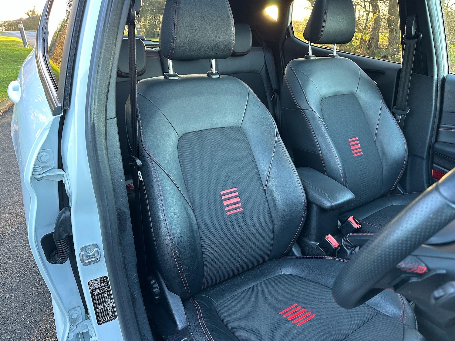 Used Ford Fiesta 2019 for sale - 76913810: Photo 11