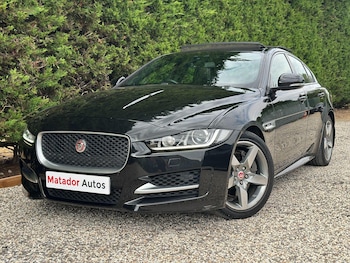 Used Jaguar XE 2015 for sale - 79304310: Photo