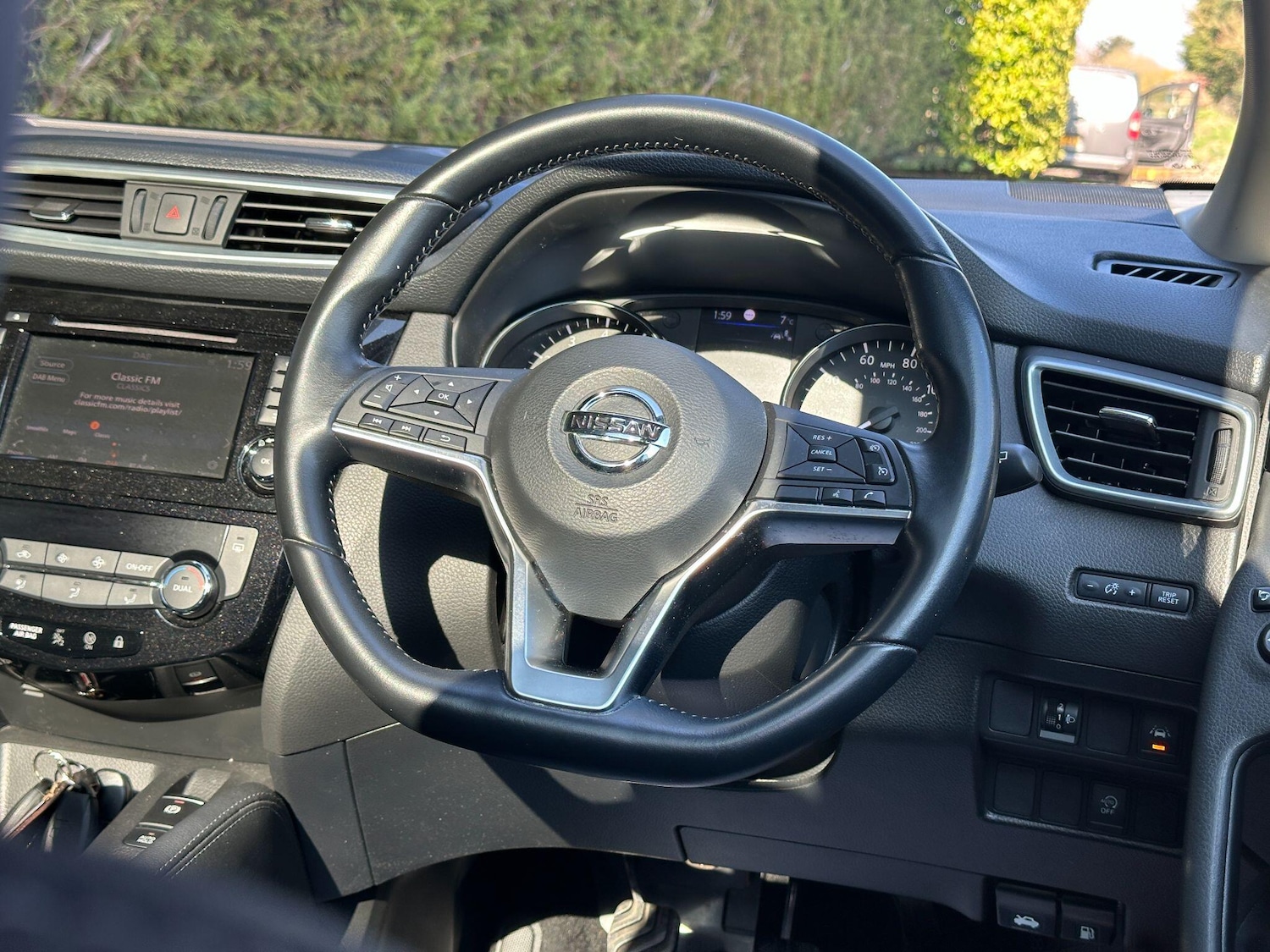 Used Nissan Qashqai for sale - 77957358: Photo 31