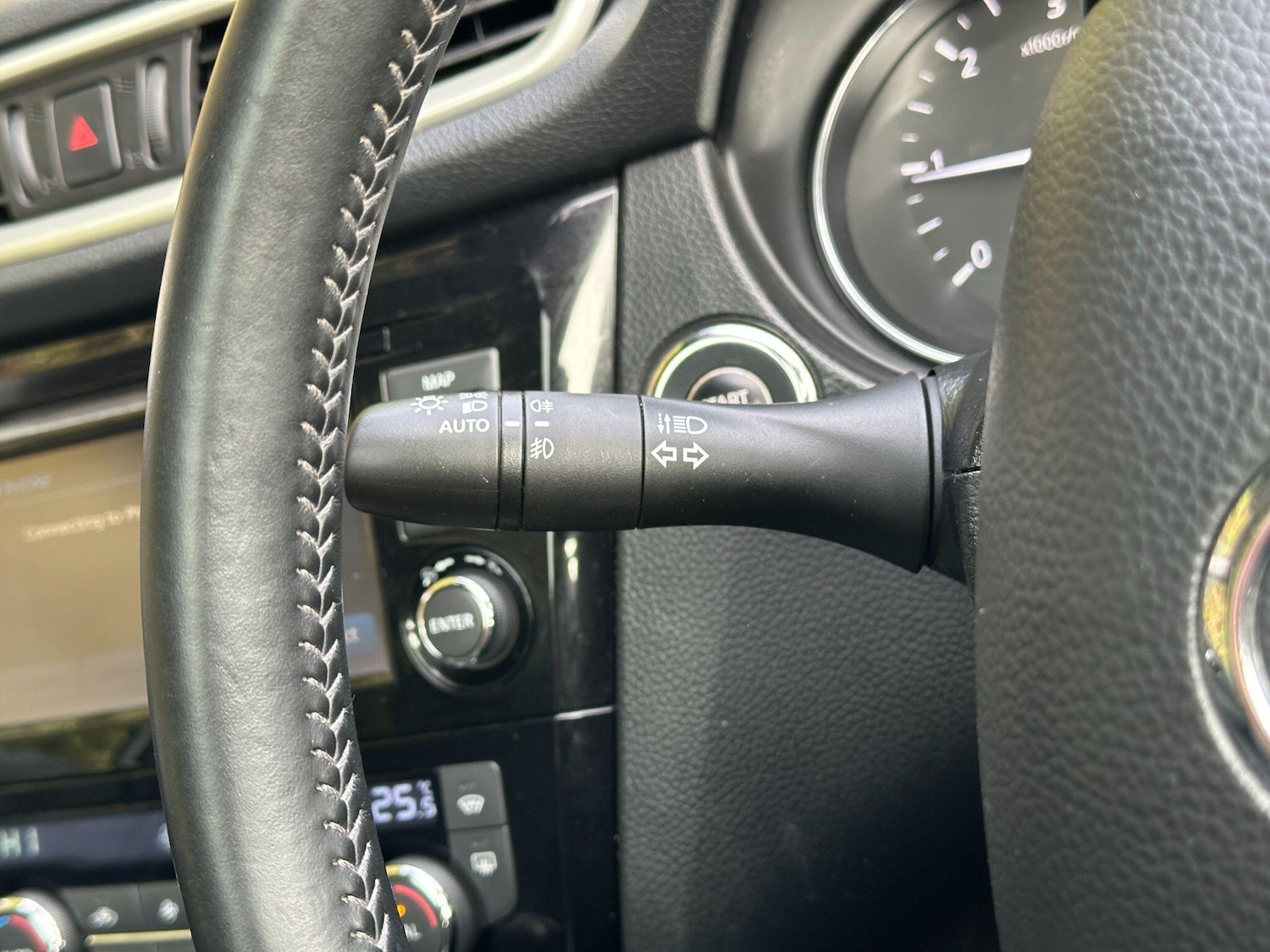 Used Nissan Qashqai for sale - 77267660: Photo 16