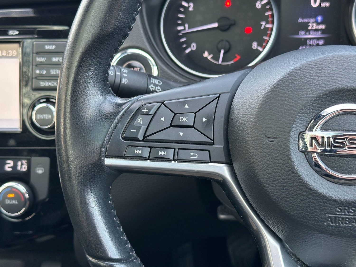 Used Nissan Qashqai 2018 for sale - 76573428: Photo 17