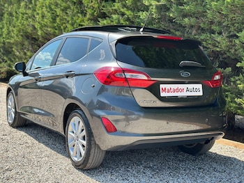 Used Ford Fiesta 2018 for sale - 79362609: Photo