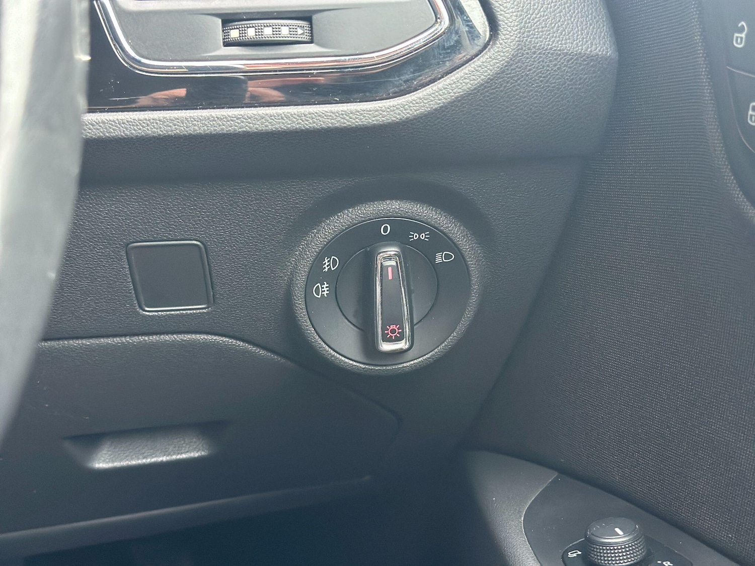 Used SEAT Leon 2018 for sale - 78116088: Photo 19