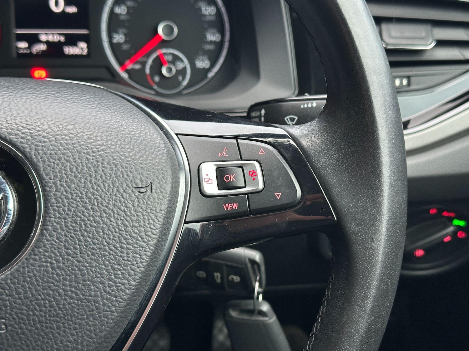 Used Volkswagen Polo 2018 for sale - 77376608: Photo 17