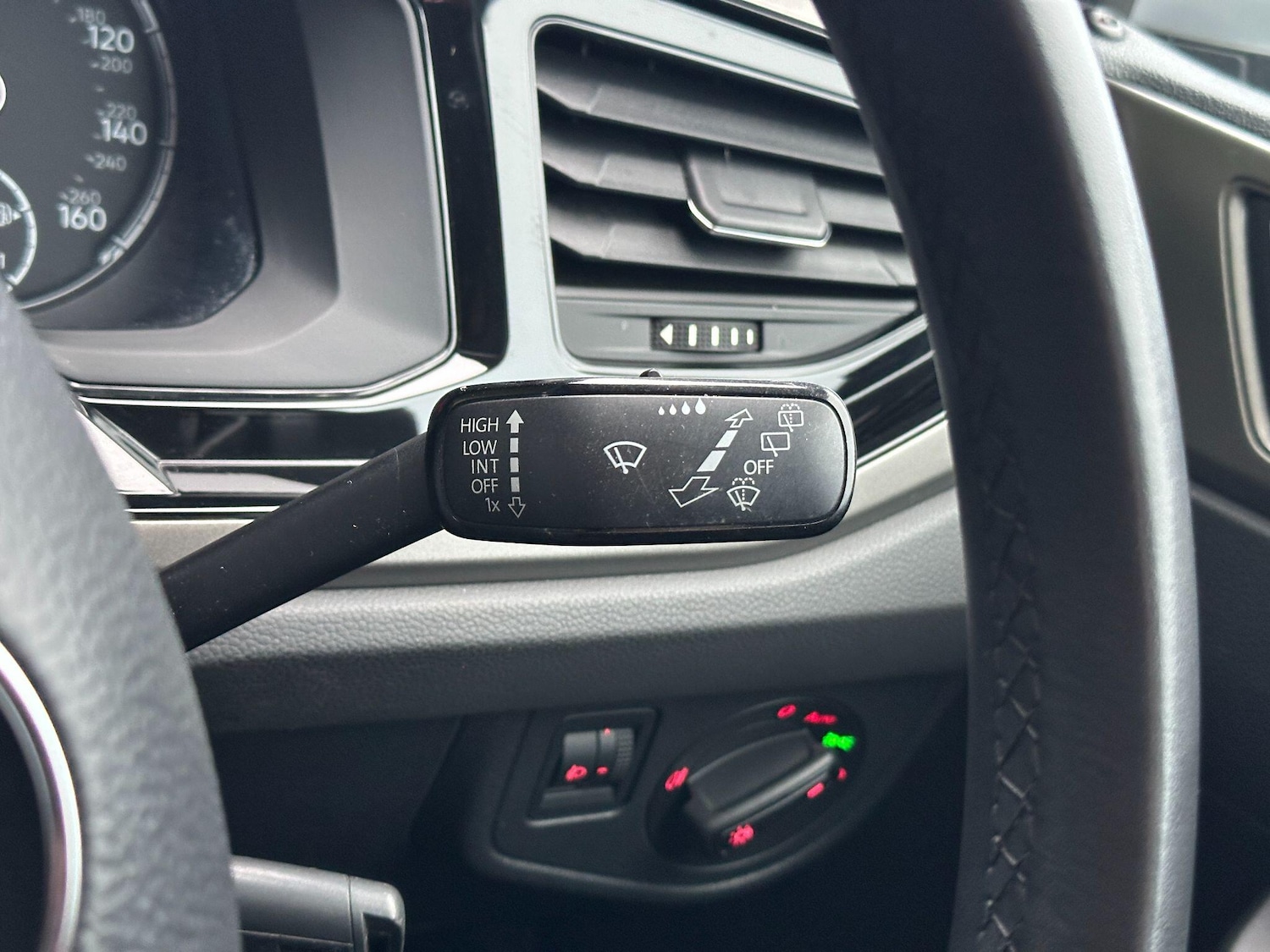 Used Volkswagen Polo 2018 for sale - 77376608: Photo 19