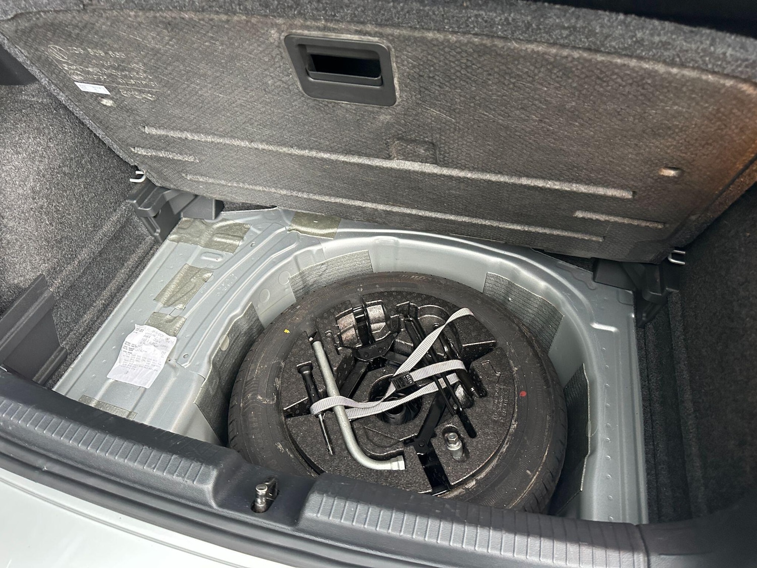 Used Volkswagen Polo 2018 for sale - 77376608: Photo 25