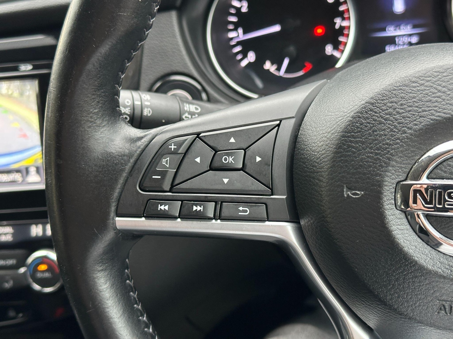 Used Nissan Qashqai 2017 for sale - 76499497: Photo 17