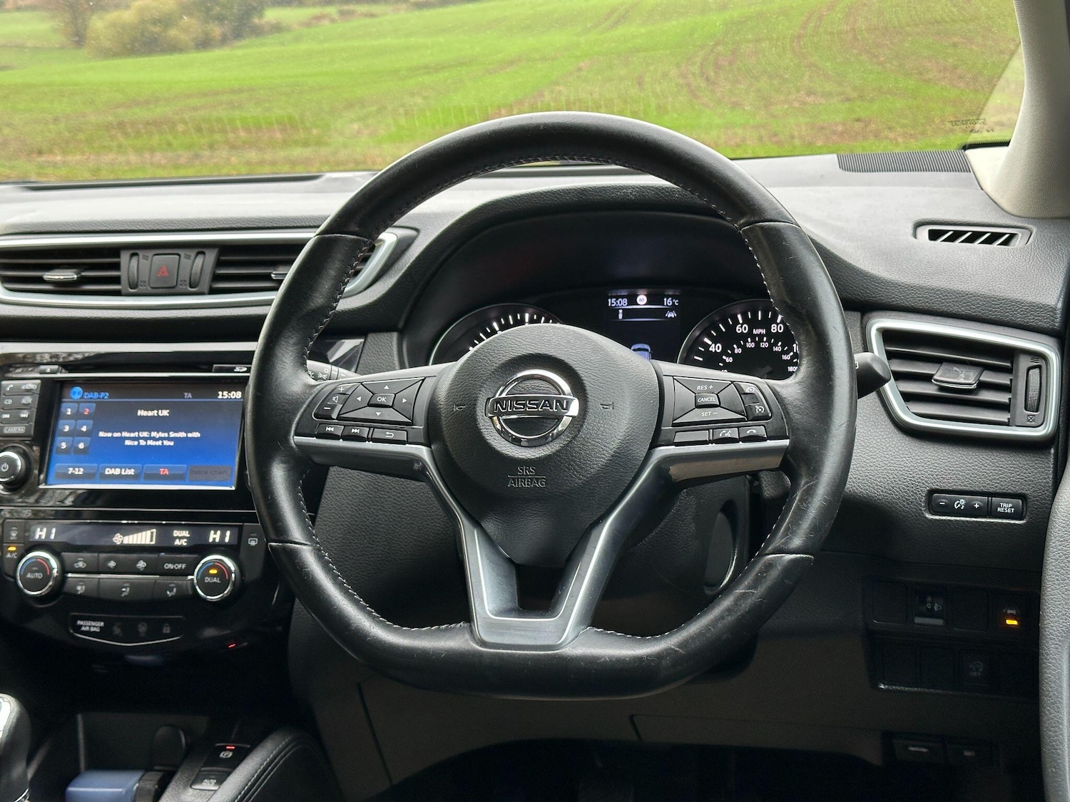 Used Nissan Qashqai 2017 for sale - 76499497: Photo 39