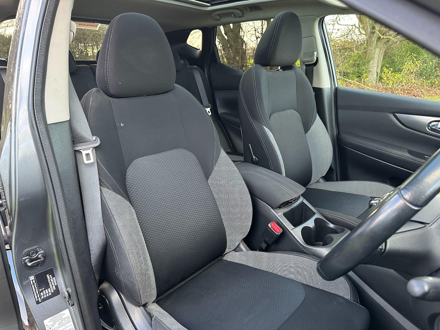 Used Nissan Qashqai 2018 for sale - 76742781: Photo 11