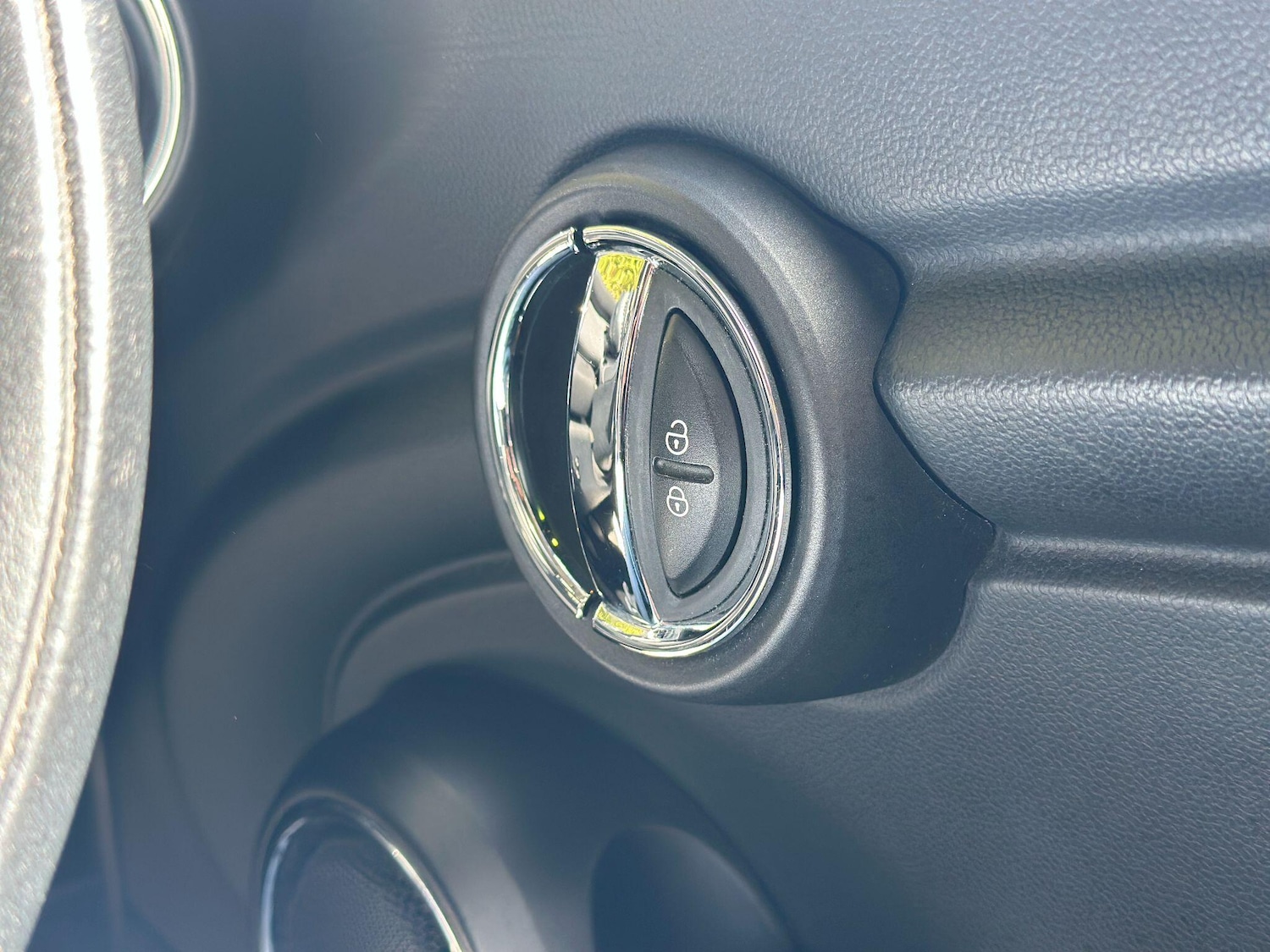 Used MINI Hatch 2015 for sale - 78058200: Photo 21