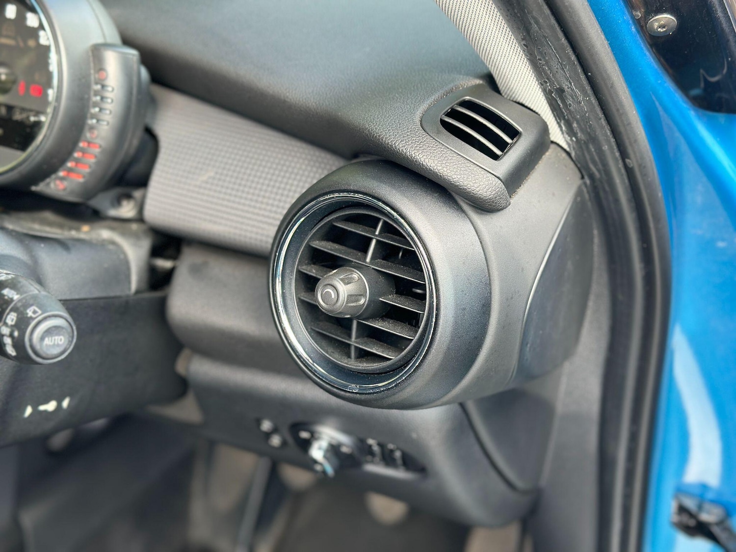 Used MINI Hatch 2015 for sale - 78058200: Photo 47