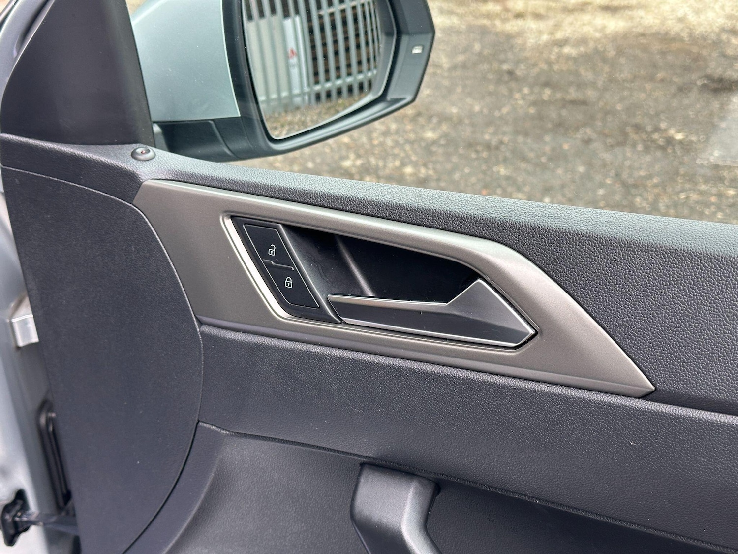 Used Volkswagen Polo for sale - 77611898: Photo 42