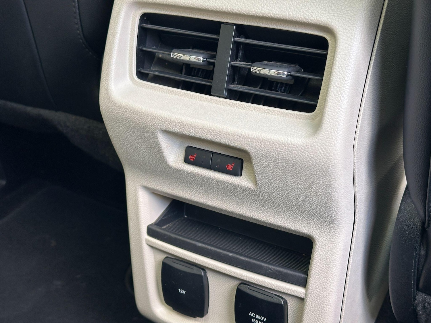 Used Ford Edge 2016 for sale - 76359905: Photo 17