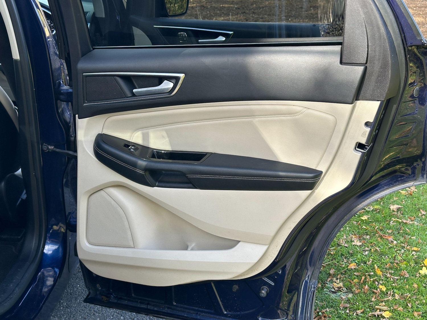 Used Ford Edge 2016 for sale - 76359905: Photo 26