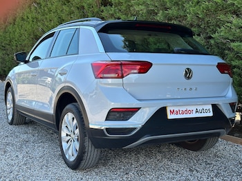 Used Volkswagen T-Roc 2019 for sale - 79465182: Photo