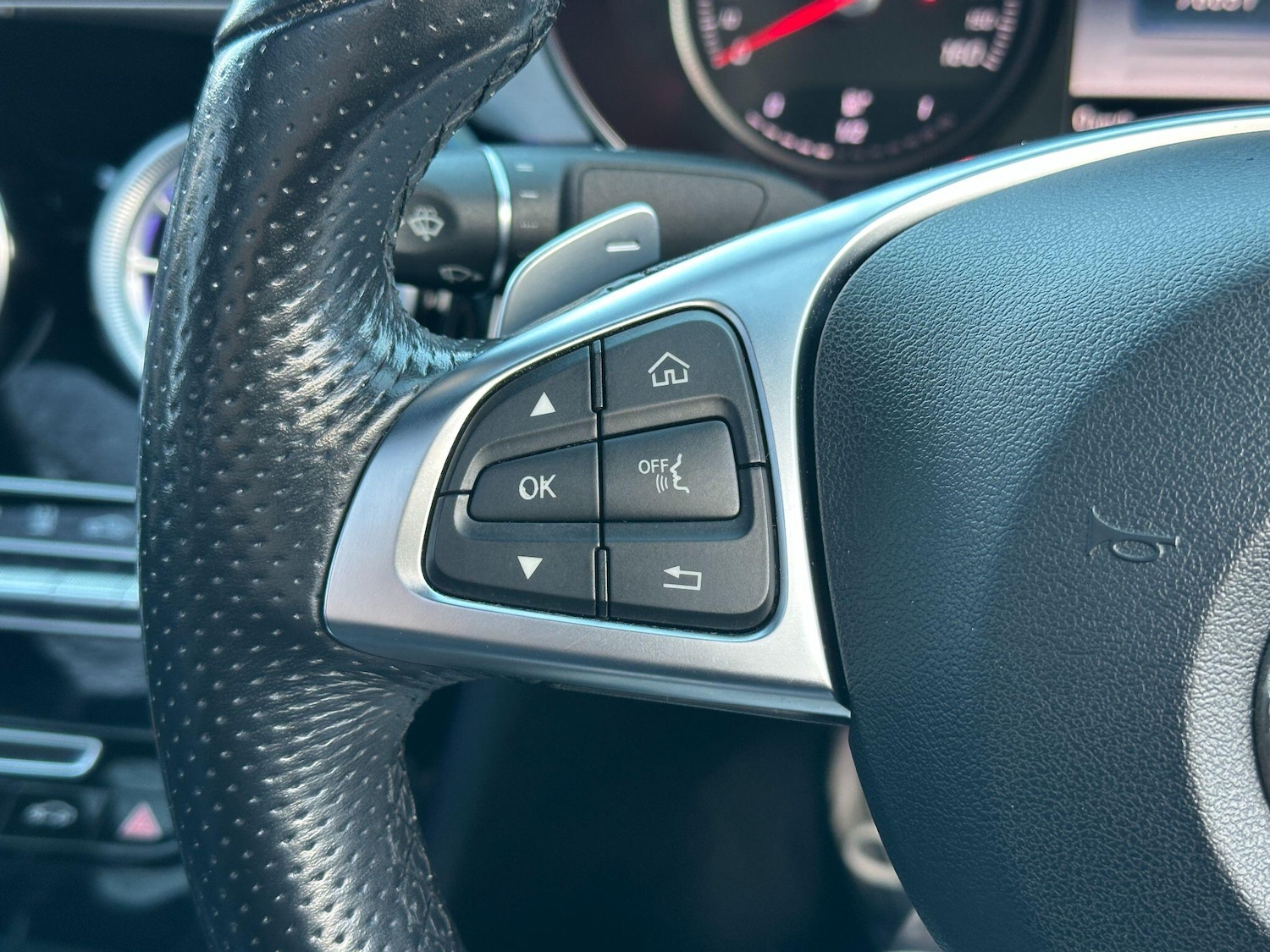 Used Mercedes-Benz C Class 2017 for sale - 77131122: Photo 22