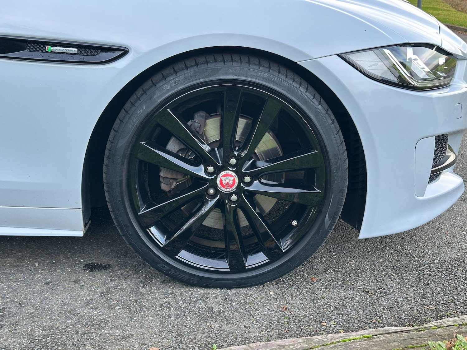 Used Jaguar XE 2016 for sale - 76572495: Photo 29