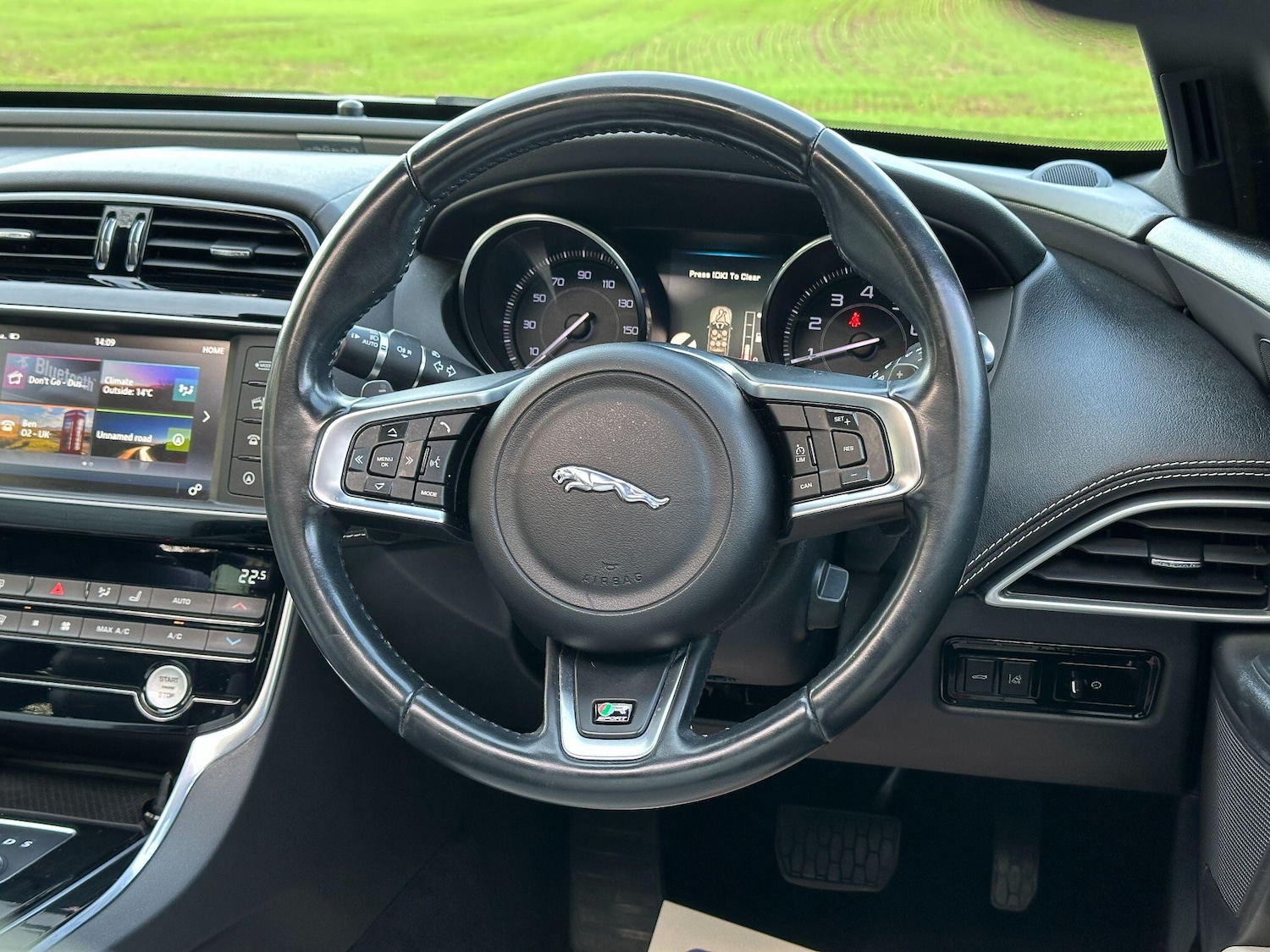 Used Jaguar XE 2016 for sale - 76572495: Photo 43