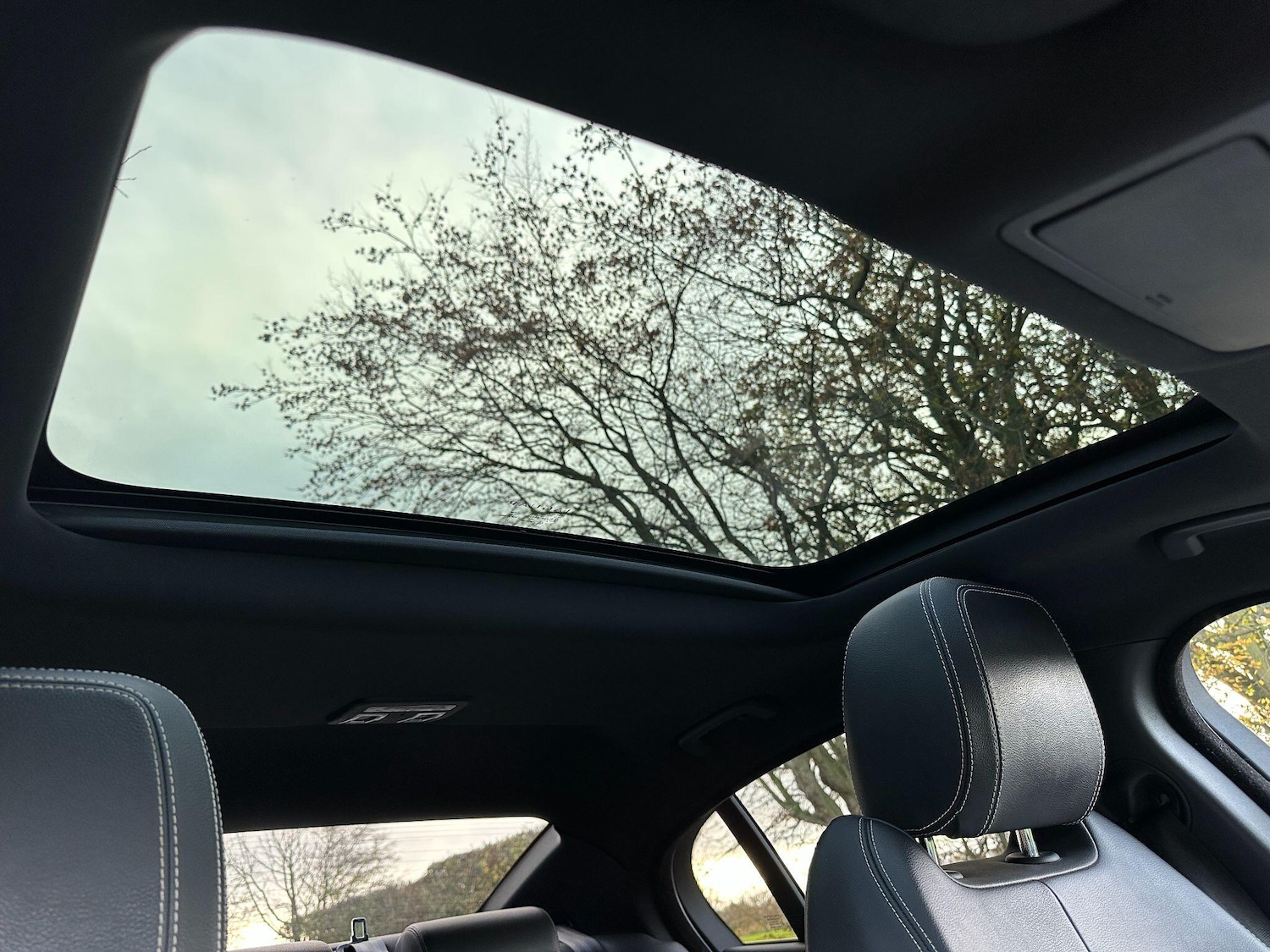 Used Jaguar XE 2016 for sale - 76572495: Photo 47