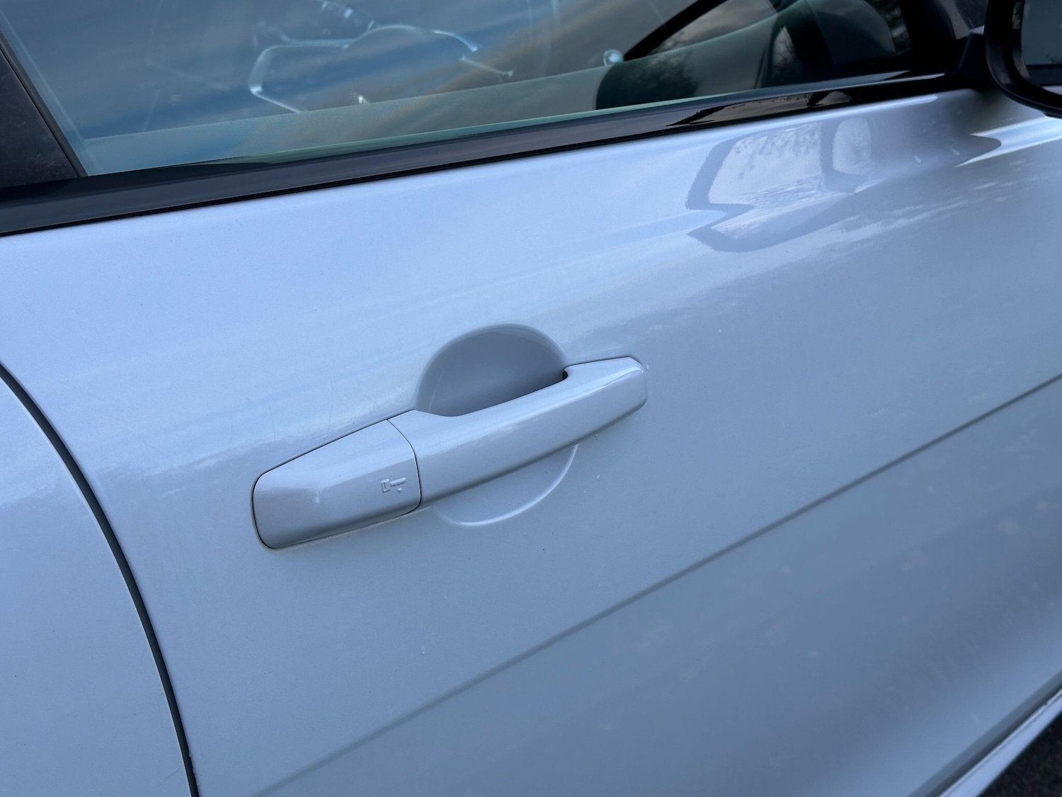 Used Jaguar XE 2016 for sale - 76572495: Photo 56