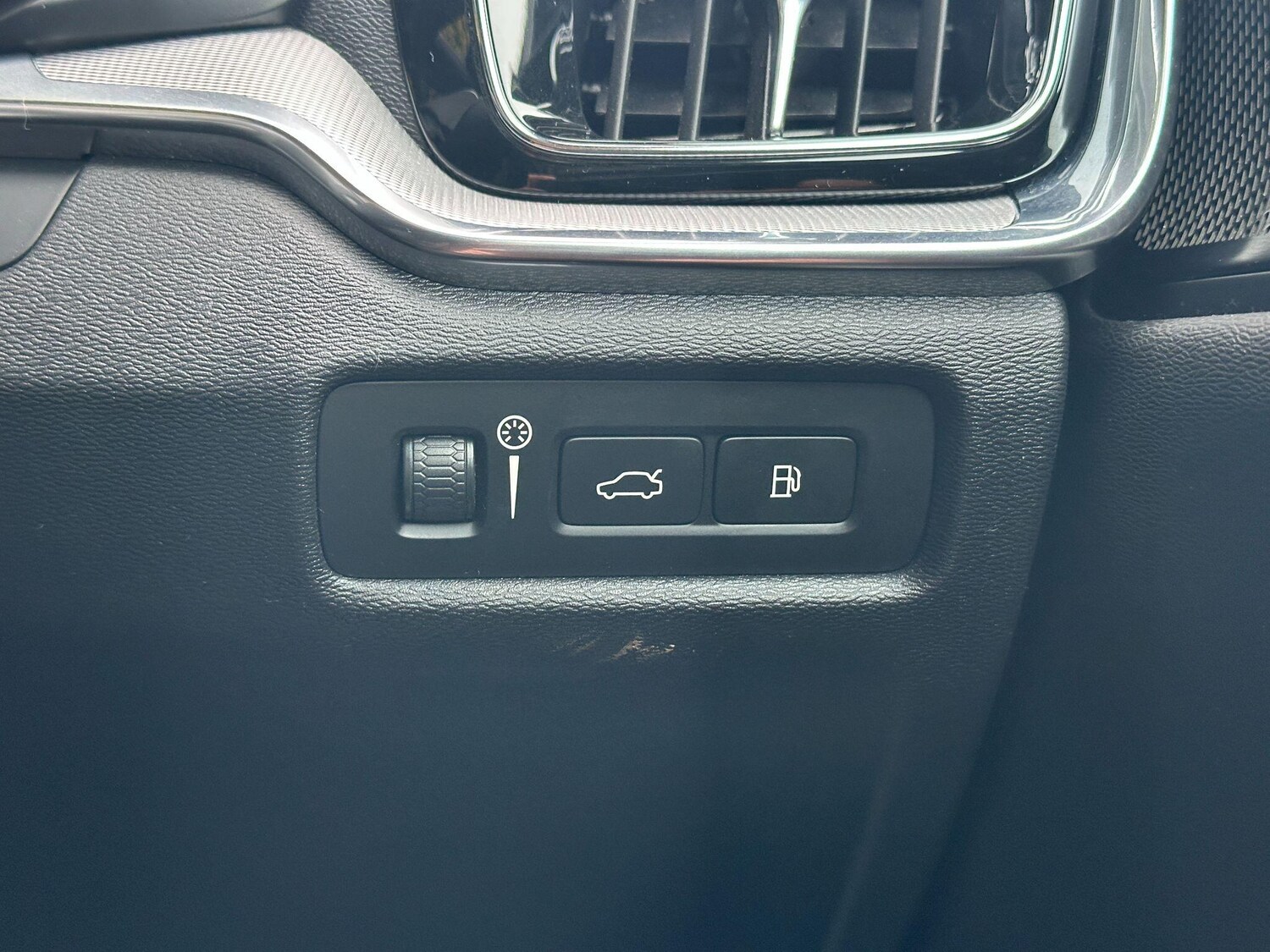 Used Volvo S60 2019 for sale - 77523802: Photo 27