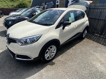 Used Renault Captur 2015 for sale - 79115580: Photo