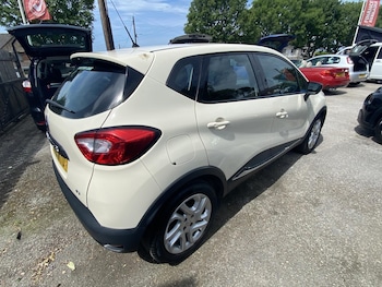 Used Renault Captur 2015 for sale - 79115580: Photo