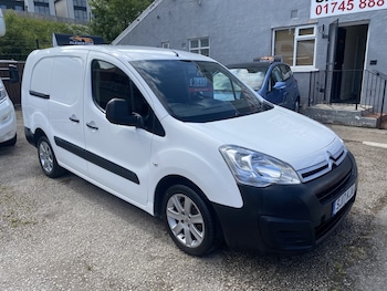 Used Citroen Berlingo 2017 for sale - 79042325: Photo