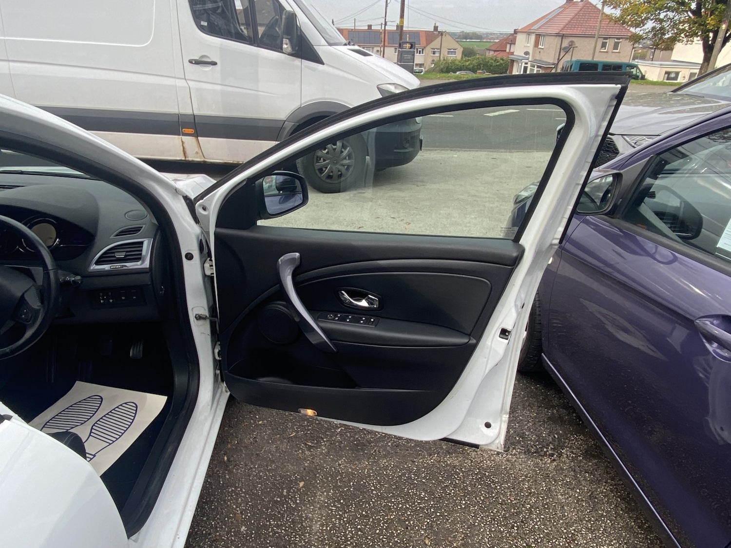 Used Renault Megane 2015 for sale - 76120211: Photo 6