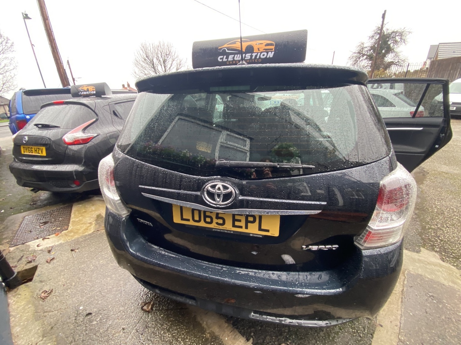 Used Toyota Verso 2015 for sale - 77110109: Photo 3