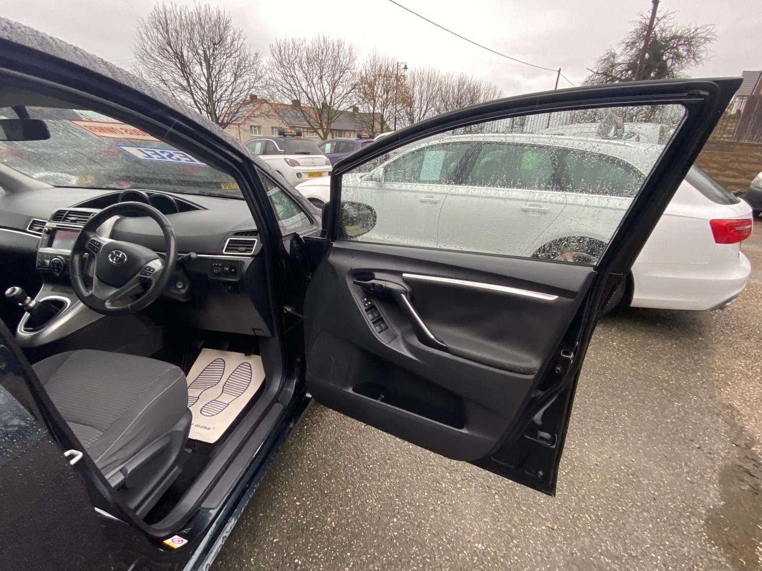 Used Toyota Verso 2015 for sale - 76974287: Photo 8