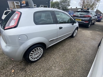 Used Fiat Punto 2013 for sale - 77107693: Photo