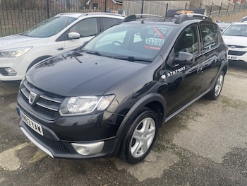 Used Dacia Sandero Stepway 2013 for sale - 77558657: Photo