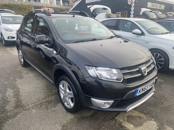 Used Dacia Sandero Stepway 2013 for sale - 77558657: Photo