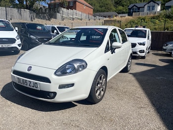 Used Fiat Punto 2016 for sale - 79375329: Photo
