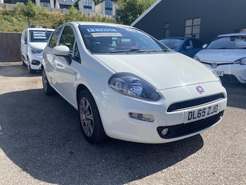 Used Fiat Punto 2016 for sale - 79375329: Photo