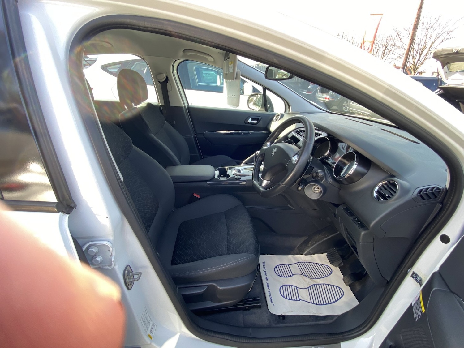 Used Peugeot 3008 2015 for sale - 77766313: Photo 13