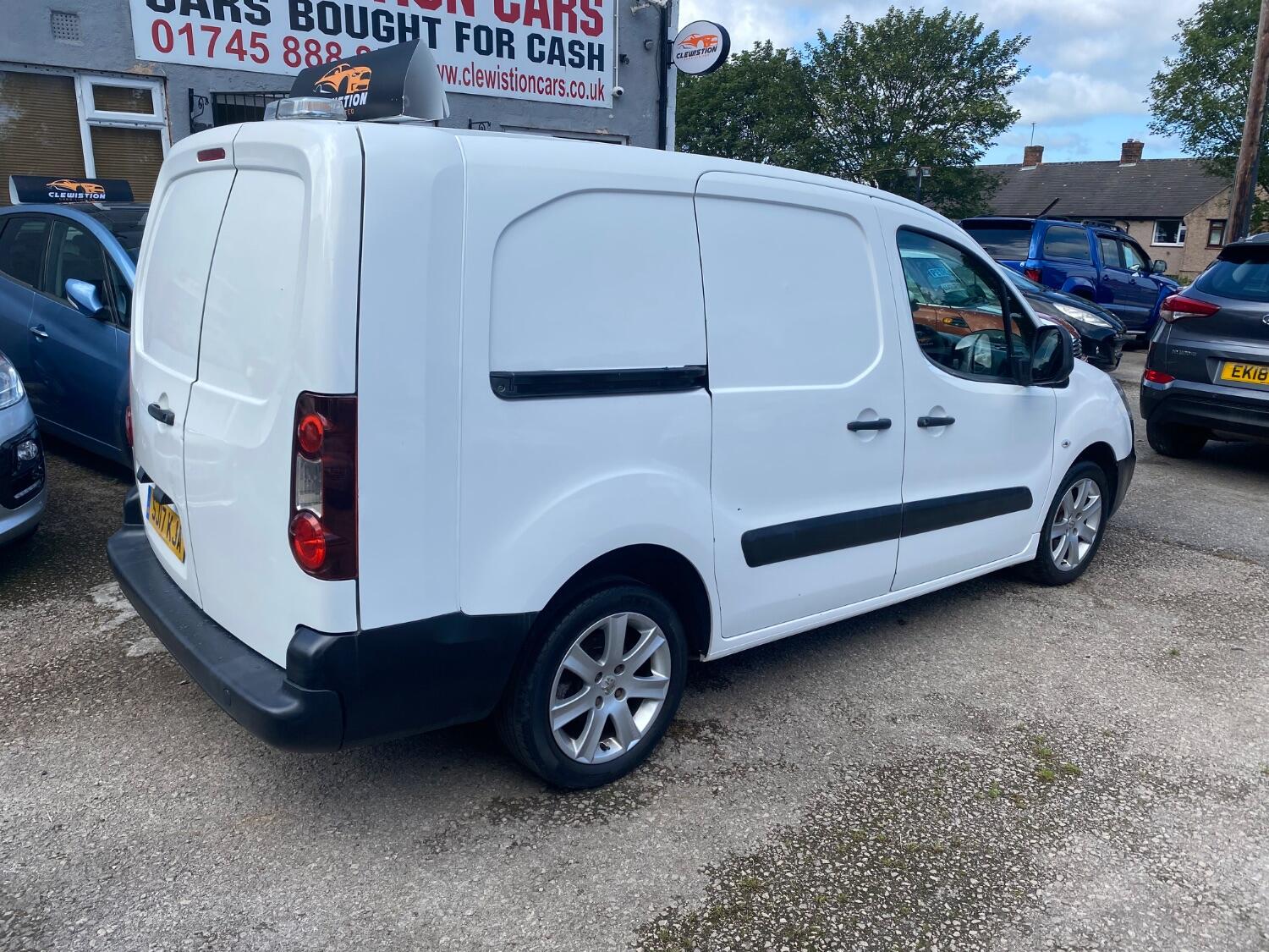 Used Citroen Berlingo 2017 for sale - 77991589: Photo 4