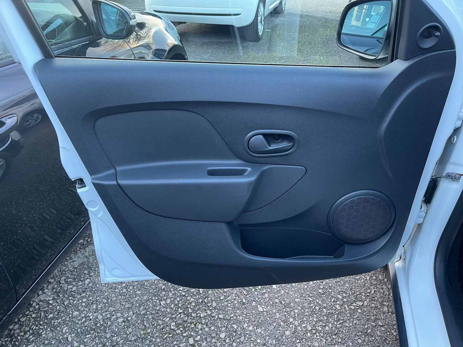 Used Dacia Sandero Stepway 2014 for sale - 77251216: Photo 15