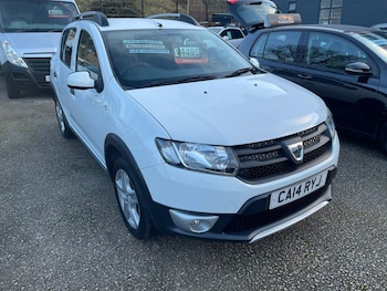 Used Dacia Sandero Stepway 2014 for sale - 77251216: Photo